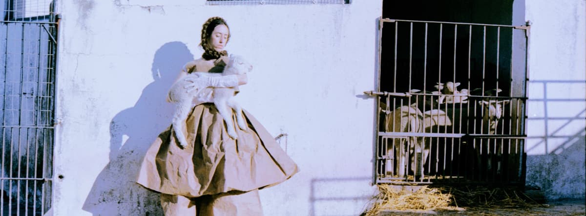 Danza en breve - Ser Pastora, Laura Morales